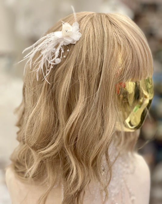 Floral Feather Hairpick