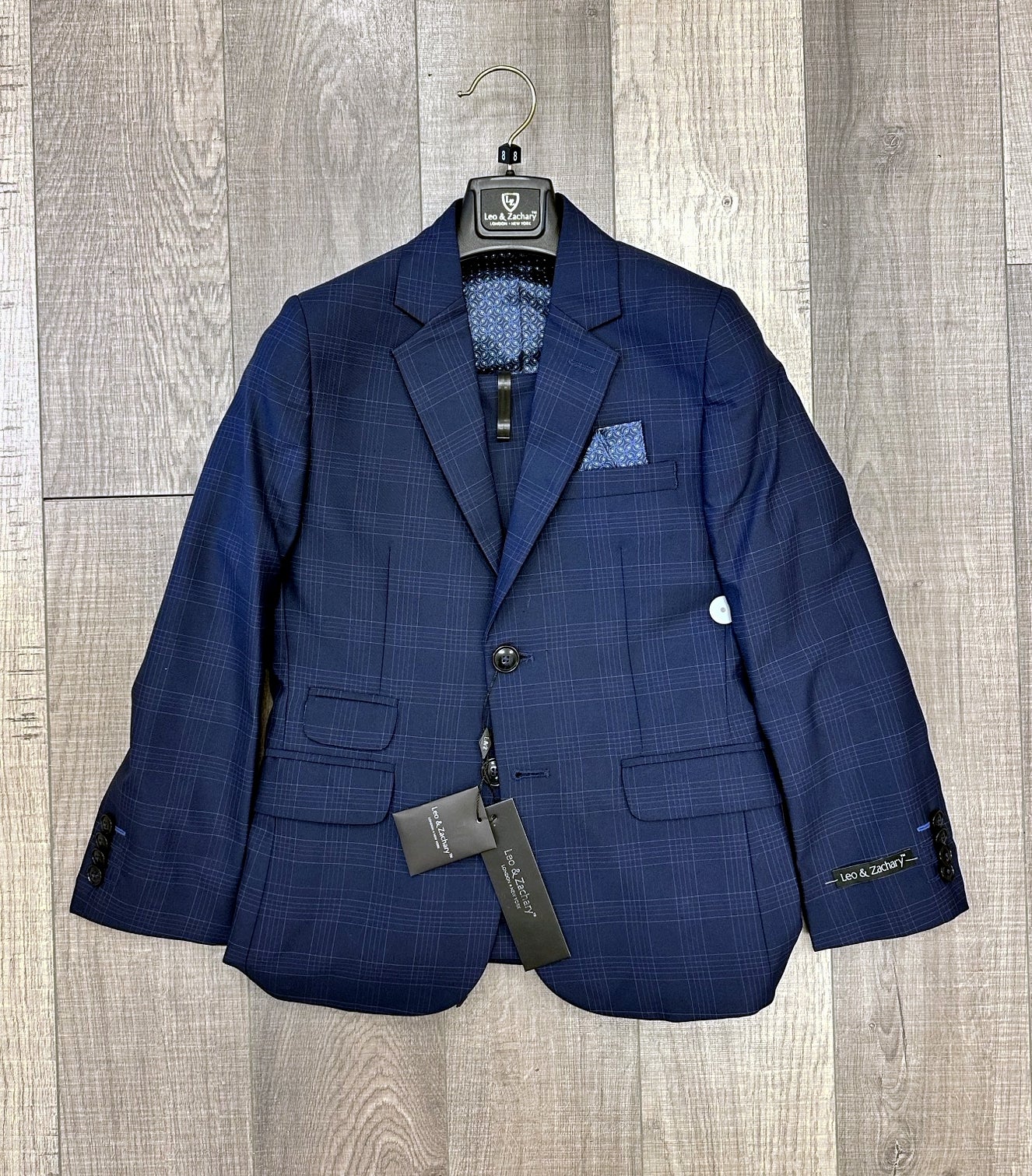 Leo & Zachary 2pc Jacket and Pant Set