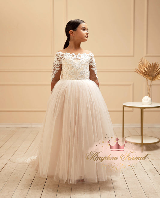 The Wiktoria Gown