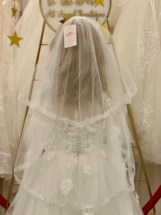 29" Veil with Sparkle Trim