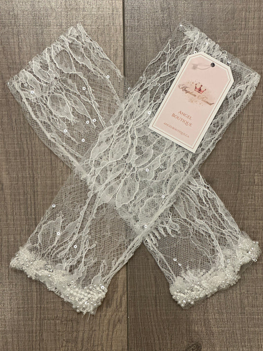 Lace Fingerless Gloves with Appliqué