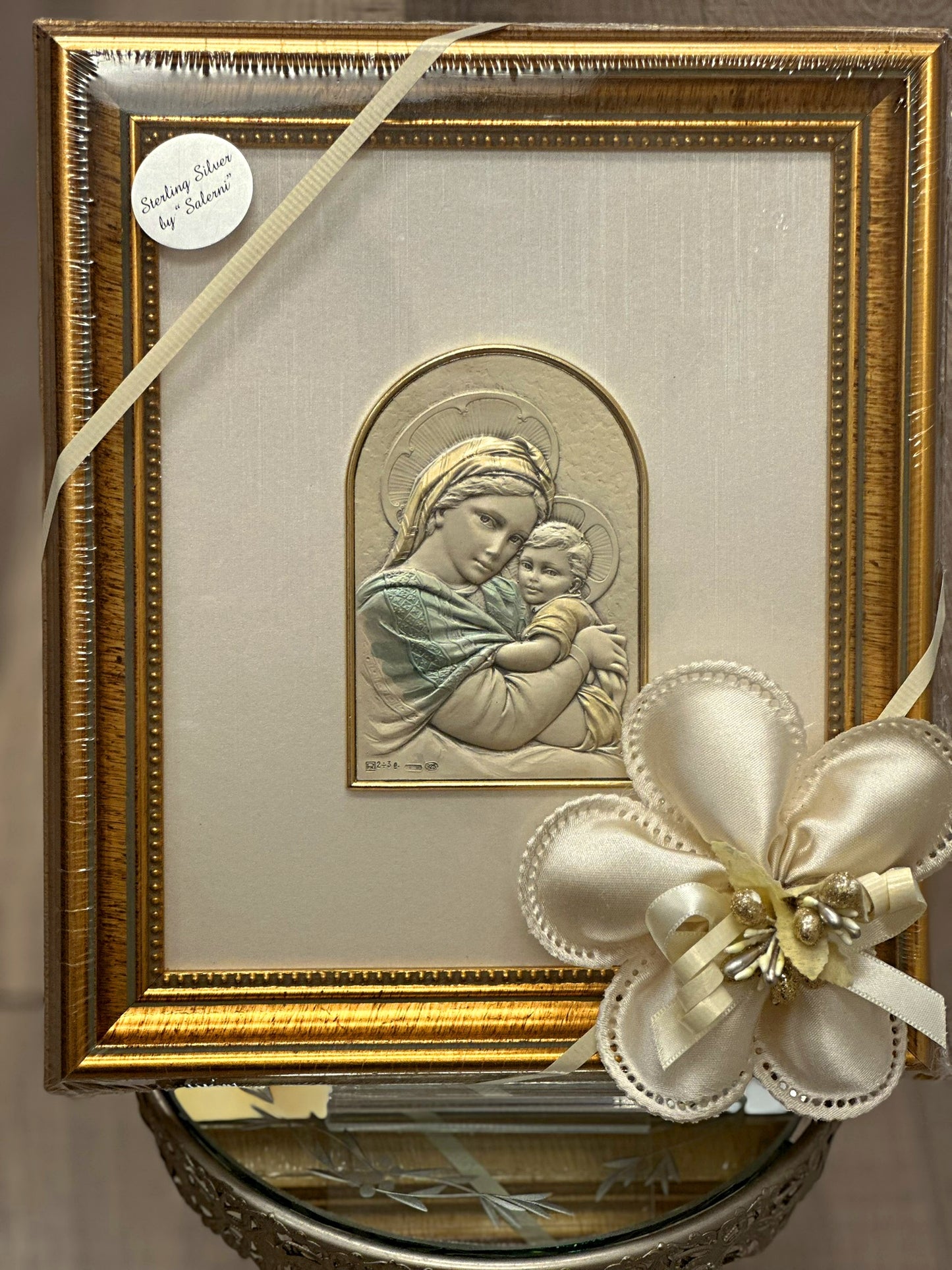 Salerni Madonna of the Chair Gold Frame