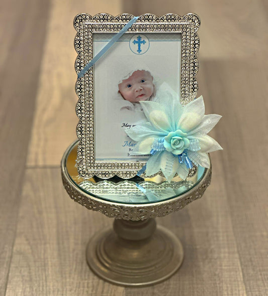 Scalloped Rhinestone Frame