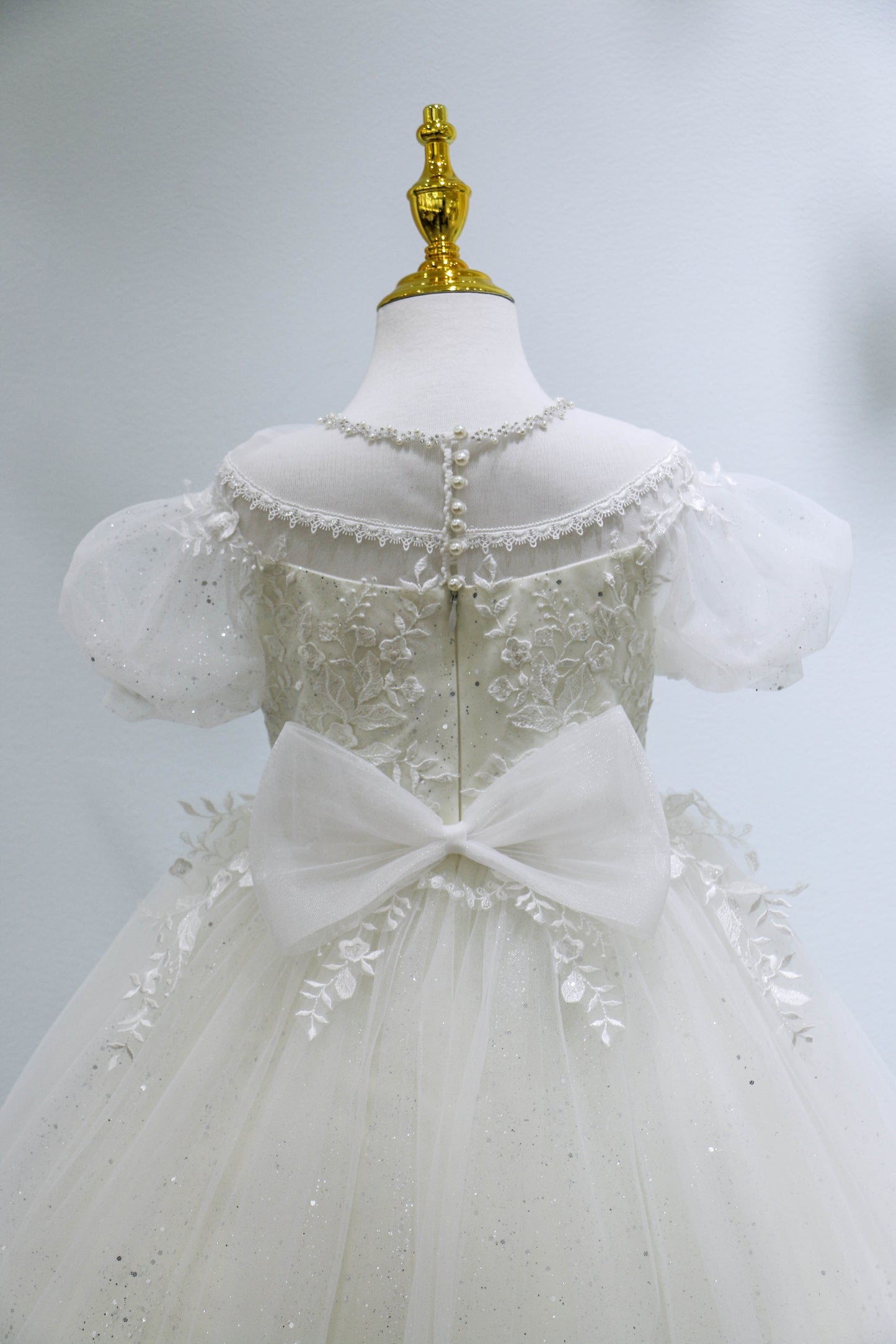 Girls Gown w/Puff Sleeves, Lace Applique