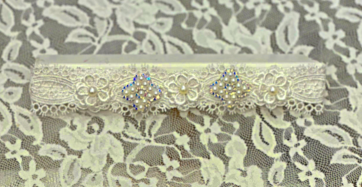 Infant Lace Headband with Applique