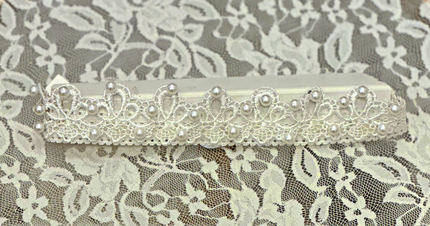 Infant Lace Headband with Pearls