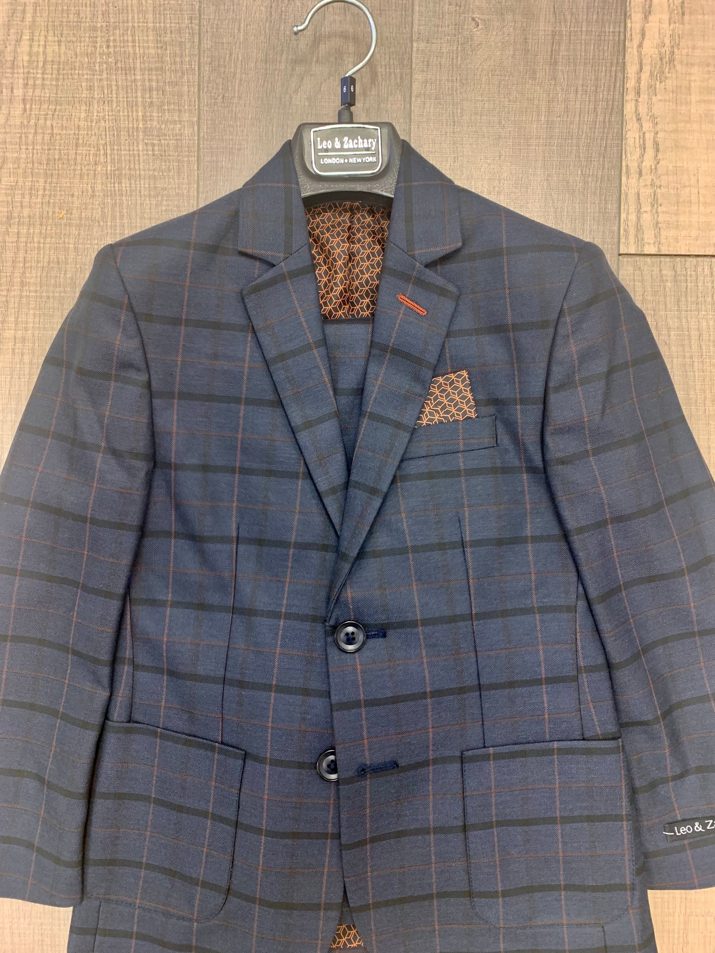 Leo & Zachary 2pc Jacket and Pant Set