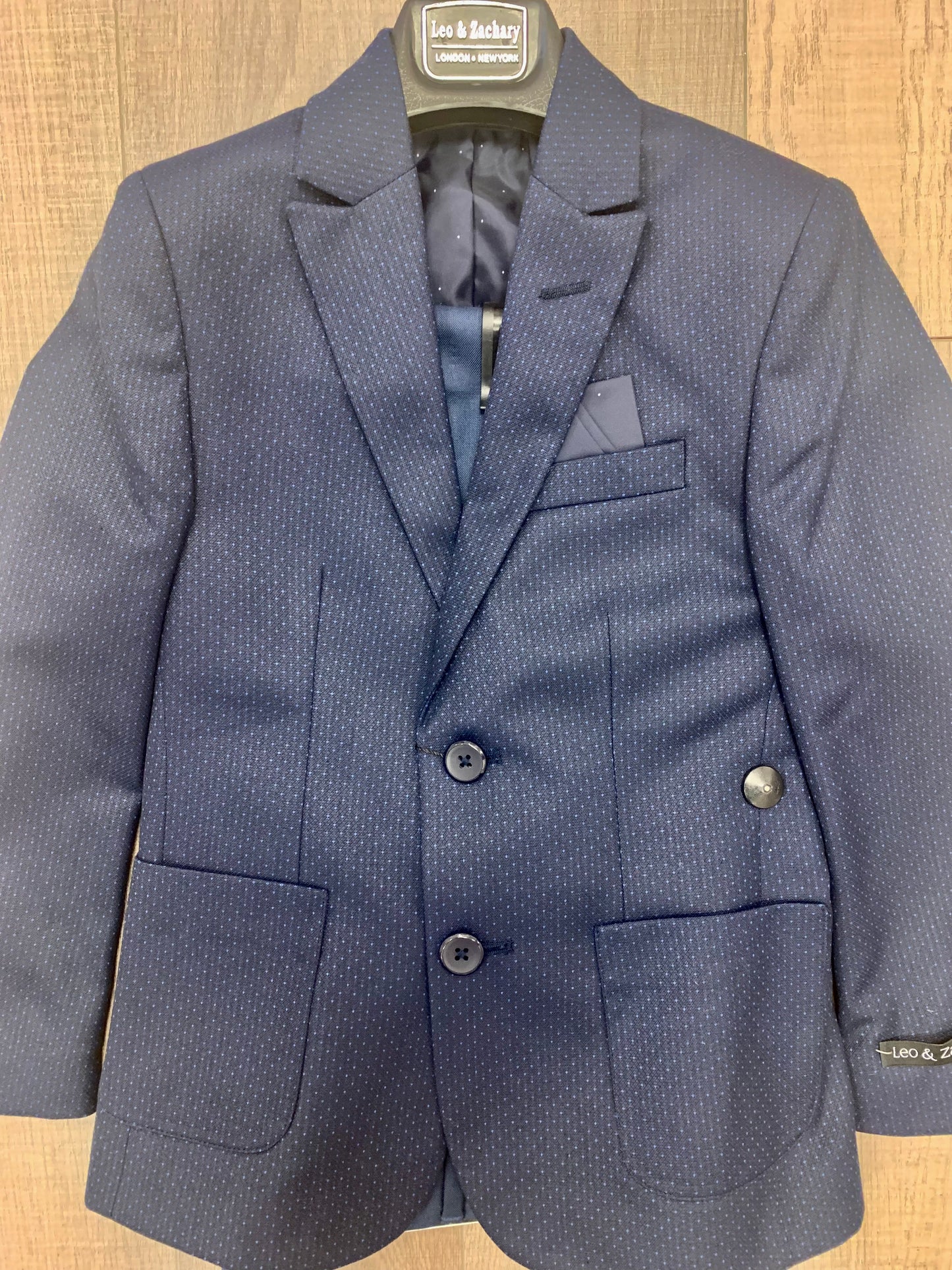 Leo & Zachary 2pc Jacket and Pant Set