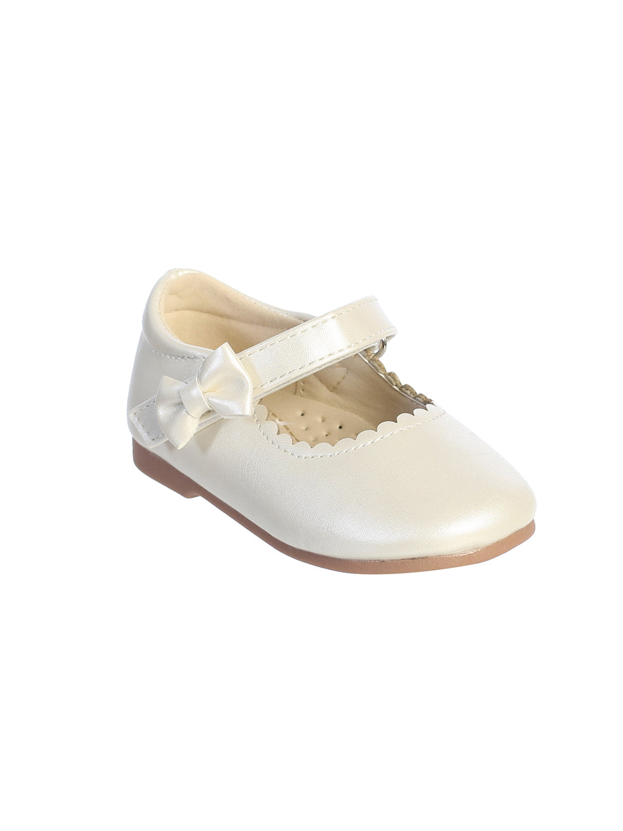 Matte Scalloped Shoe with Velcro Strap