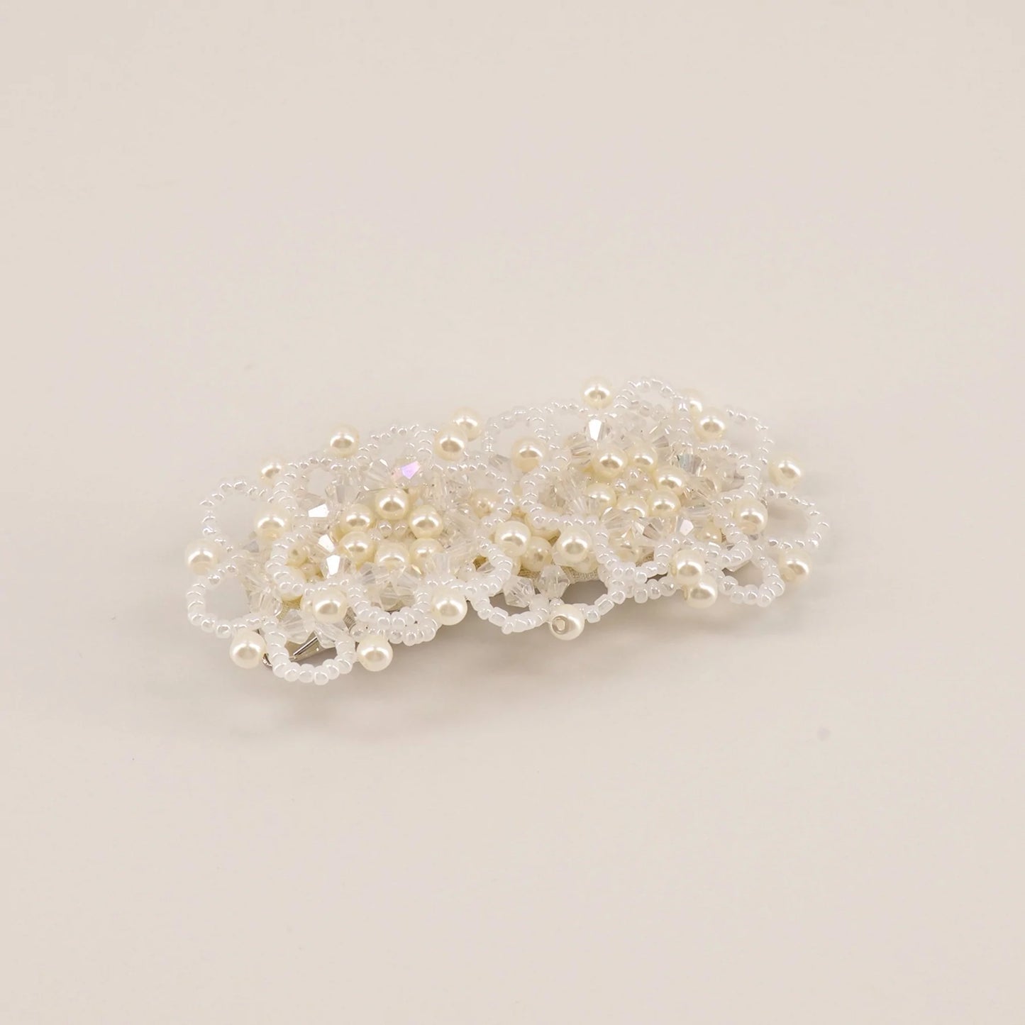 The Venice Lace Pearl Hair Clip