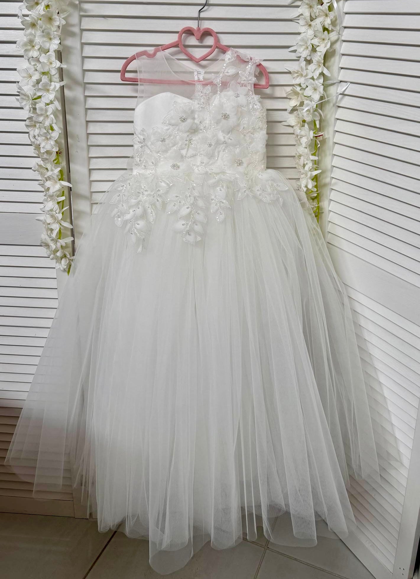 Airlea Gown
