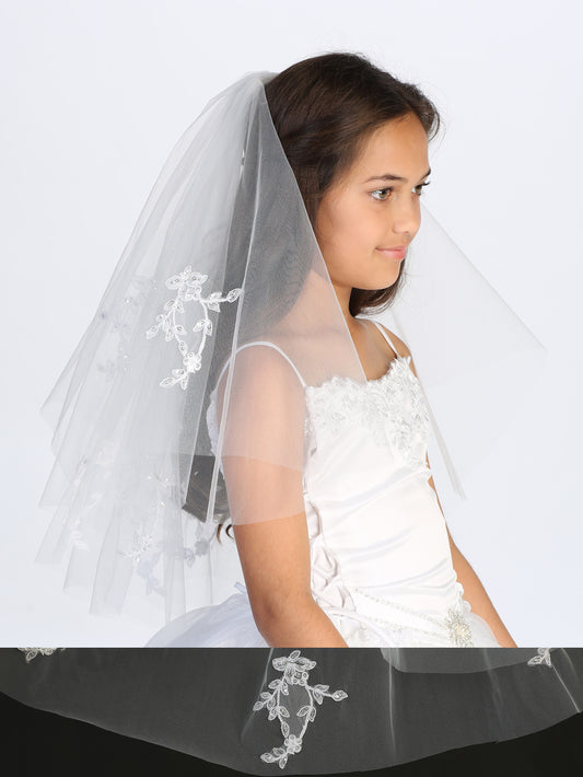 Girls Veil with Raw Edge and Lace Applique