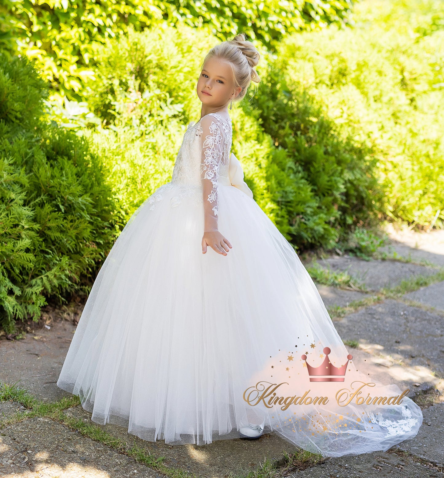 The Chiara Gown w/Train