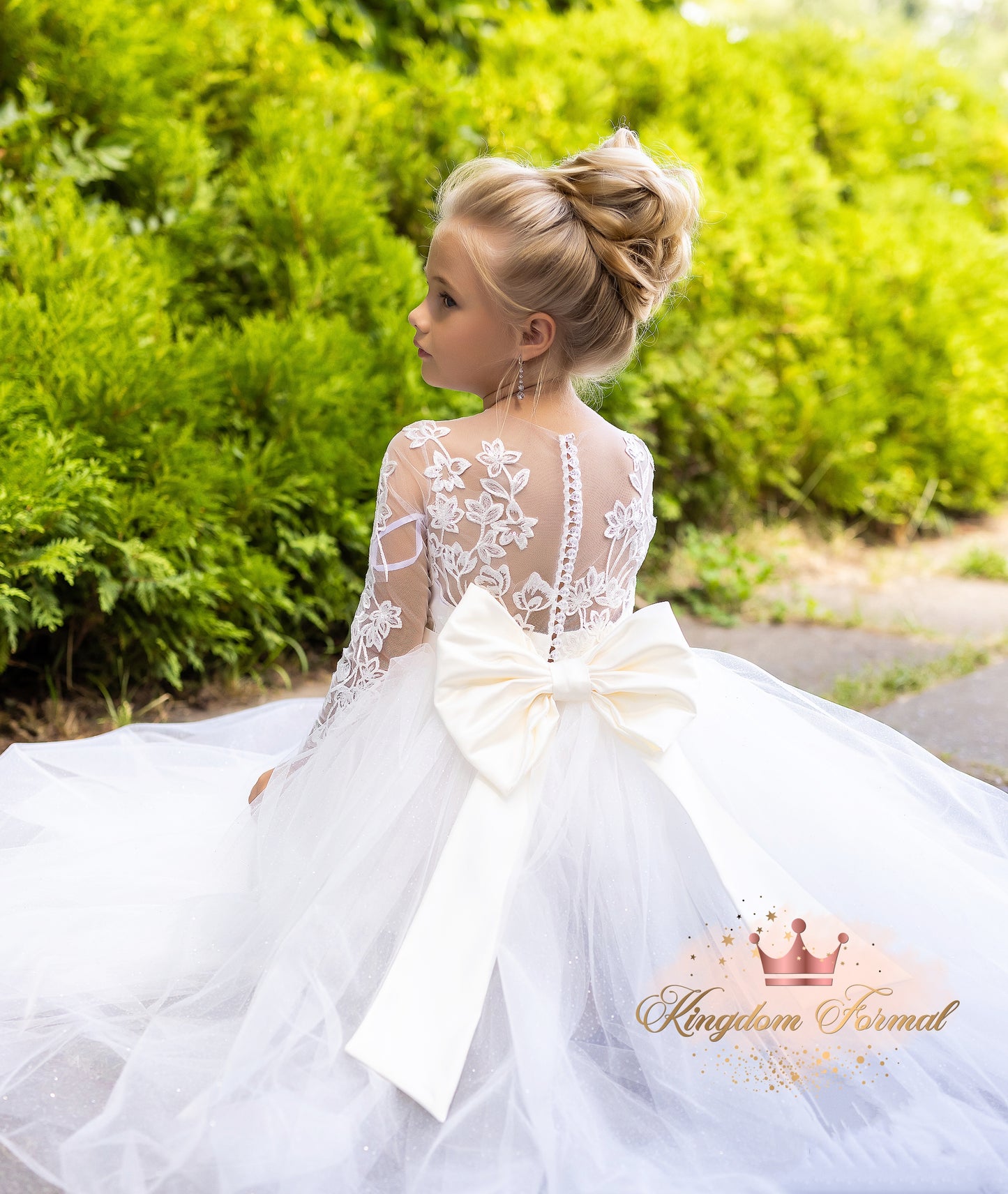 The Chiara Gown w/Train