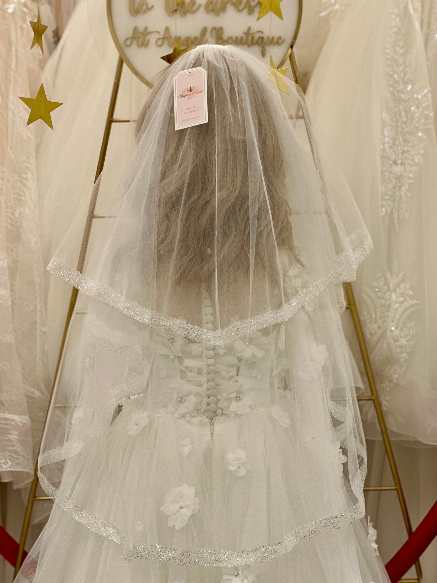 29" Veil with Sparkle Trim