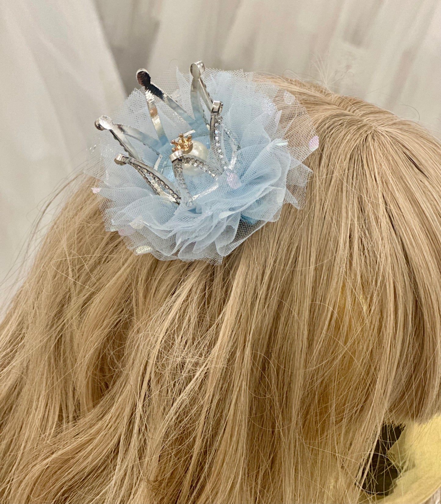 Sky Blue Crown Clip