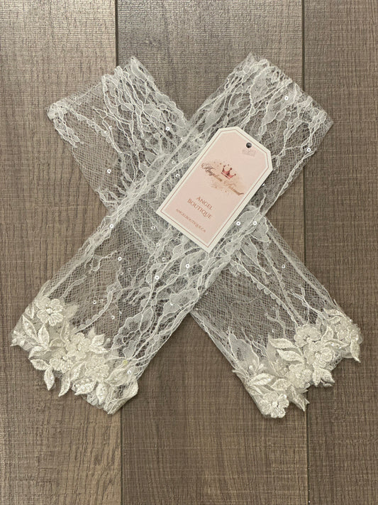 Lace Fingerless Gloves with Appliqué