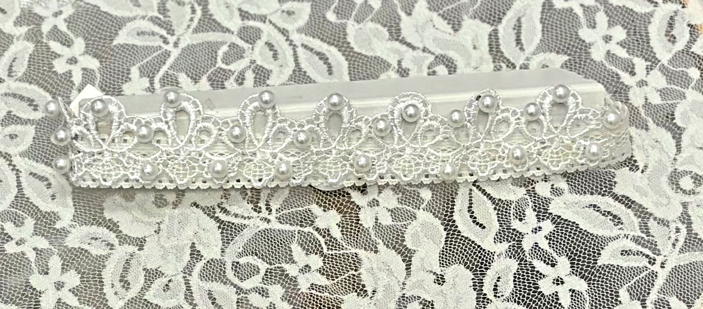 Infant Lace Headband with Pearls