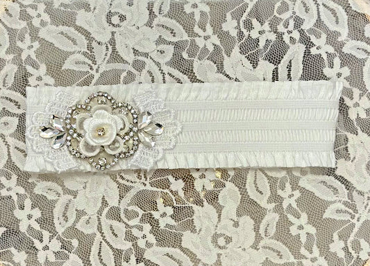 Infant Ruffled Headband with Applique