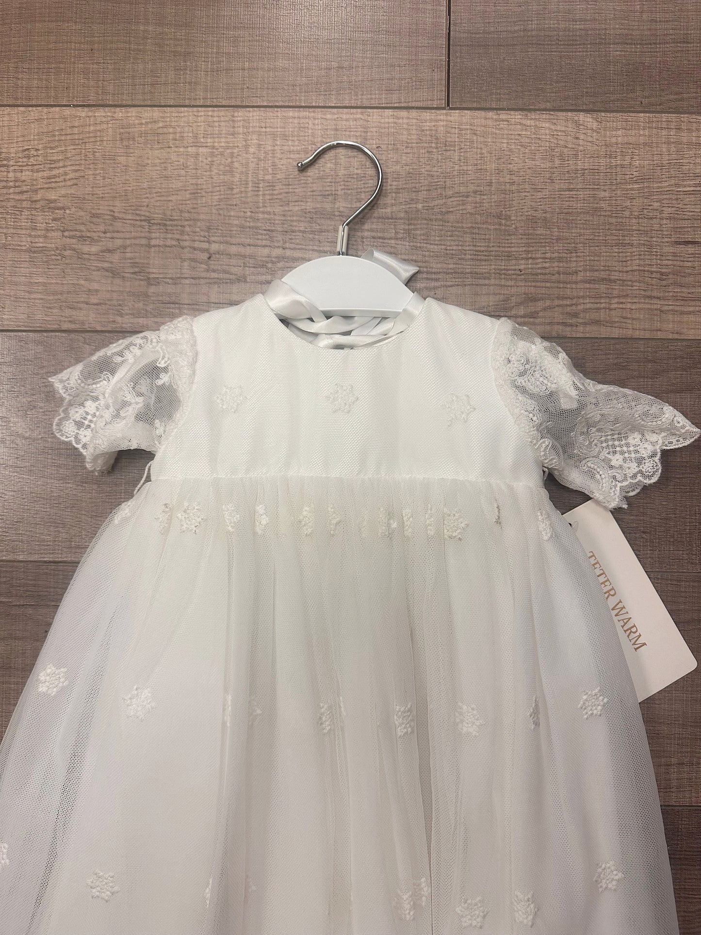 Teter Warm Infant Ivory Lace Gown w/Bonnet