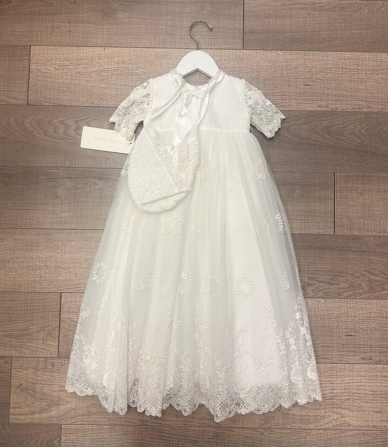 Teter Warm Infant Ivory Lace Gown w/Bonnet