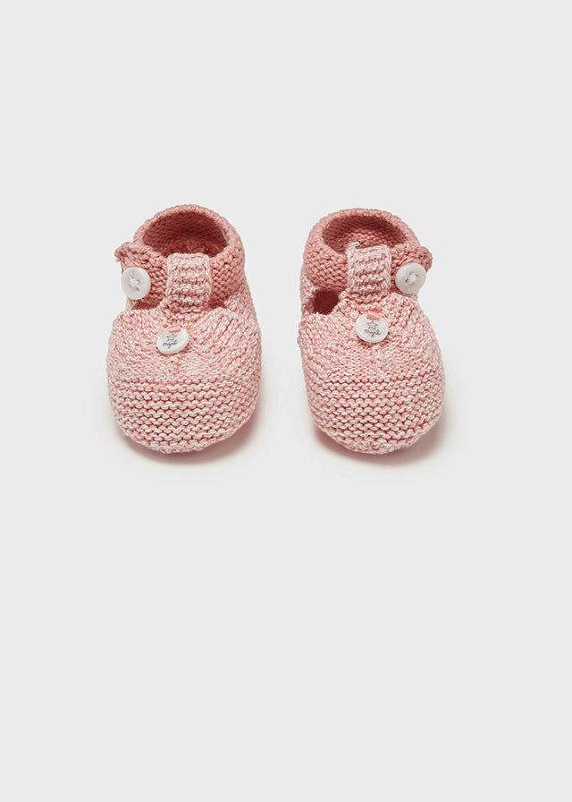 Newborn Knit Booties